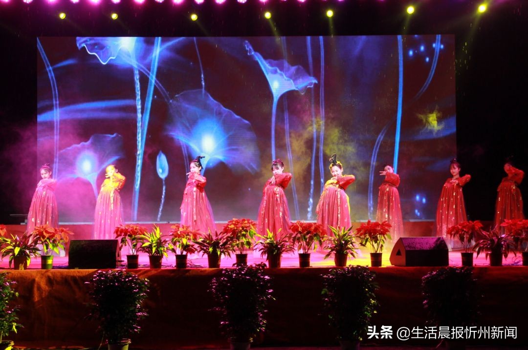 校长伴奏，书记领唱！忻州十中隆重庆祝第35个教师节