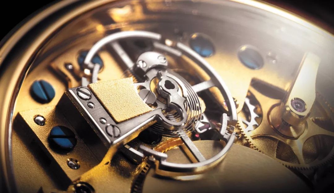 成功男士戴什么表,简约欧米茄商务腕表成熟男士