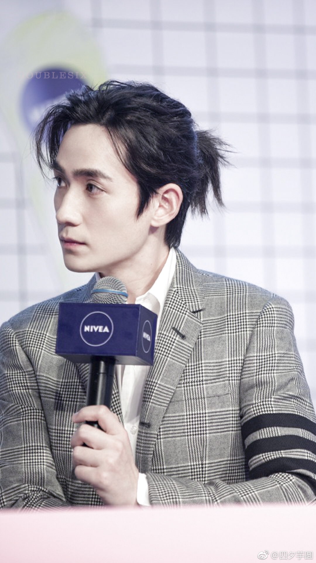 朱一龙白宇一样的小揪揪,朱一龙小揪揪高清壁纸无水印