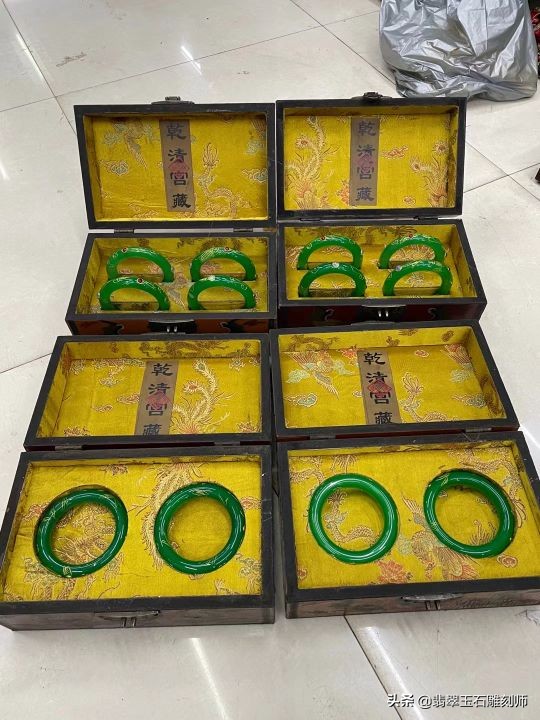 最便宜的翡翠手镯品种,绿货捡漏翡翠手镯