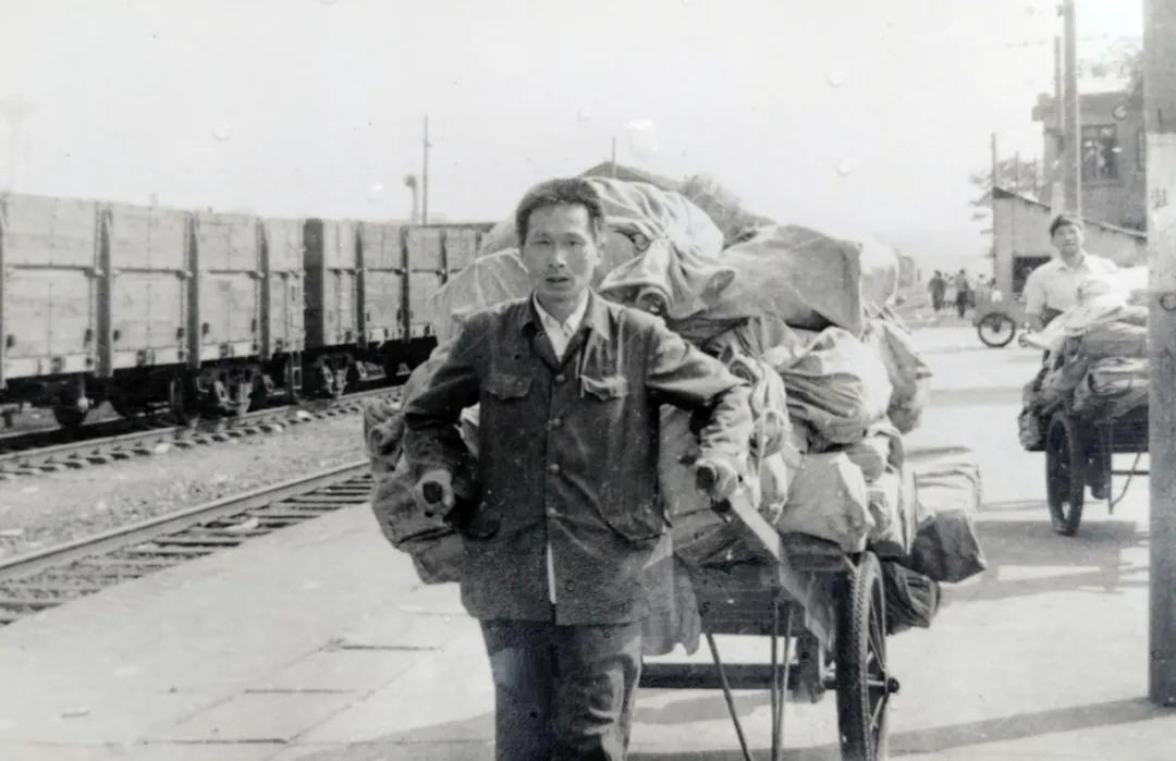 爱国电影我和我的父辈,我和我的父辈完整版经典电影