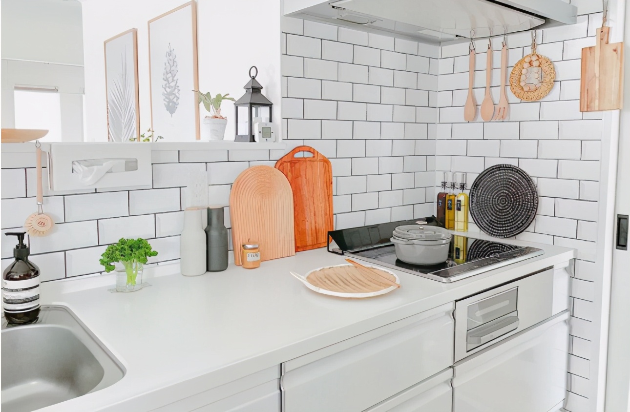 厨房留两个排水口设计,厨房两个水槽设计