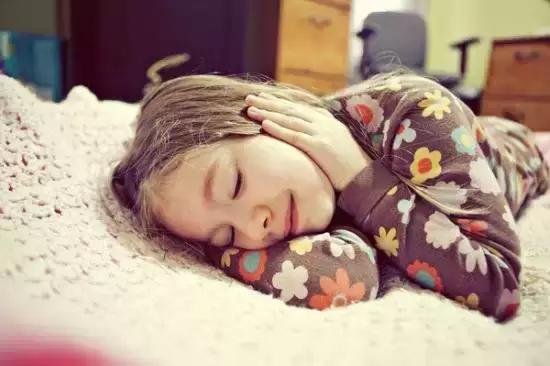 儿童为何会早熟,儿童越发早熟的原因