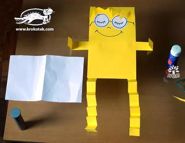 幼师剪纸手工技能大赛作品,幼师贴门上长条创意剪纸