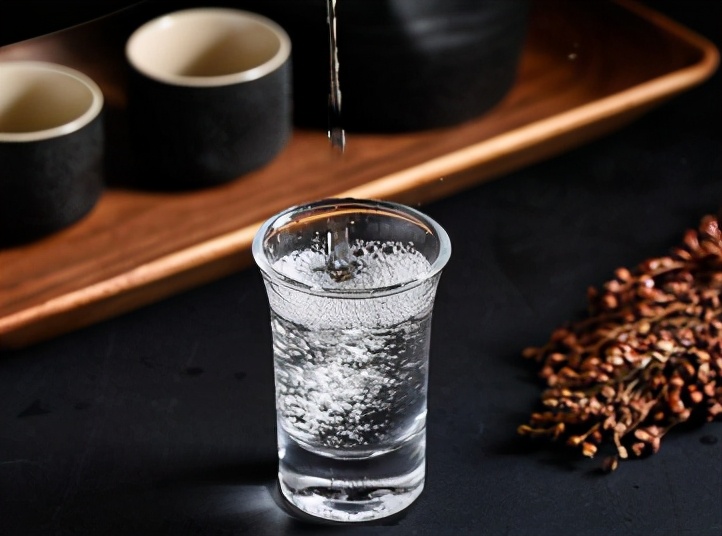 国内十大勾兑酒排行榜,有哪些品牌白酒是勾兑酒