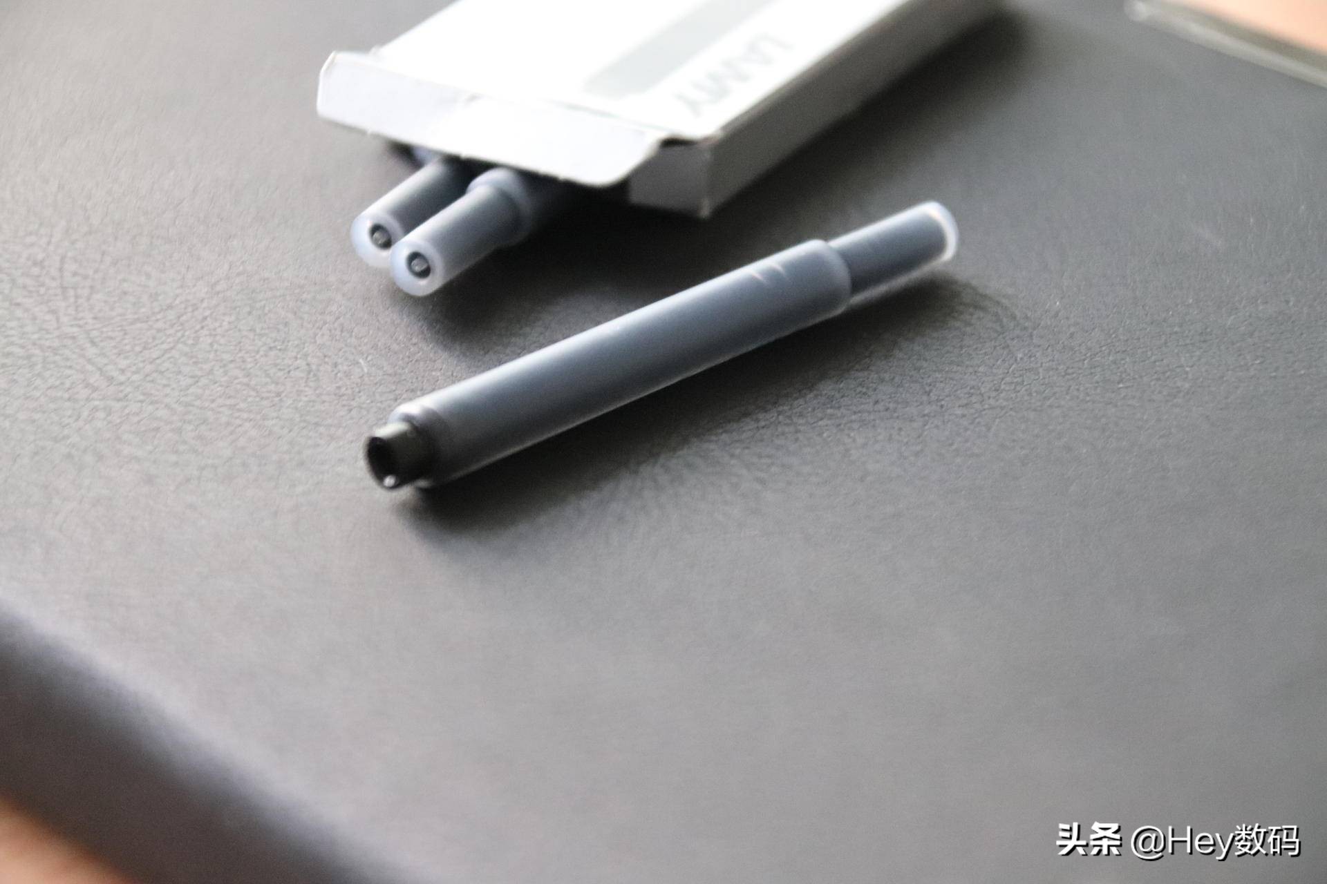 凌美钢笔第一次怎么开笔,凌美钢笔限量版套盒