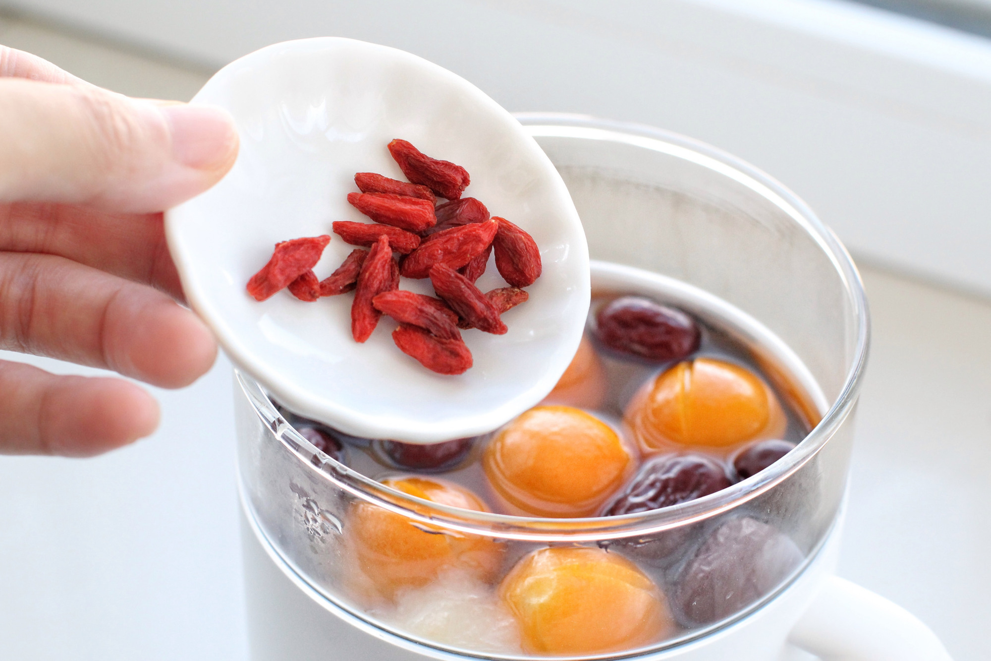 秋季天气干燥能润肺润喉的糖水,适合换季喝的糖水