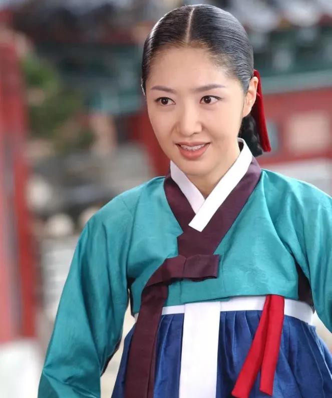 韩剧越抄越过分，拍《大长今》同时期古装剧，造型还能“偷”汉服