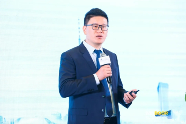 浼熶笟閾濇潗浼佷笟鏂囧寲,浼熶笟閾濇潗璐靛窞杩愯惀涓績