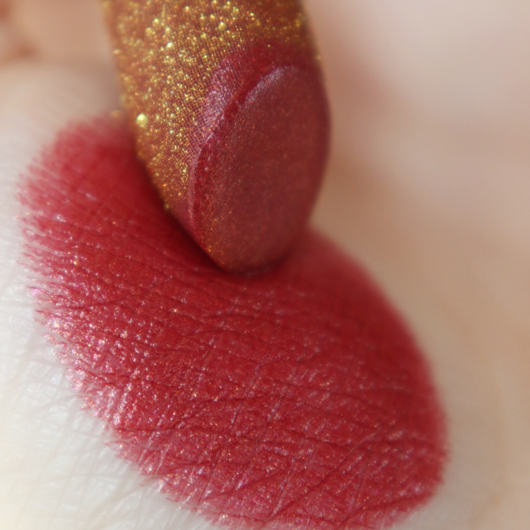 可爱到爆炸的联名彩妆,彩妆联名系列大全