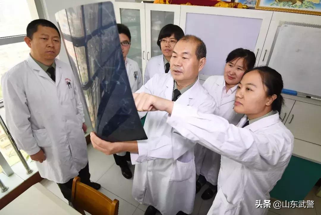 喜讯我院医生获全市最美医师称号,喜报民警获奖