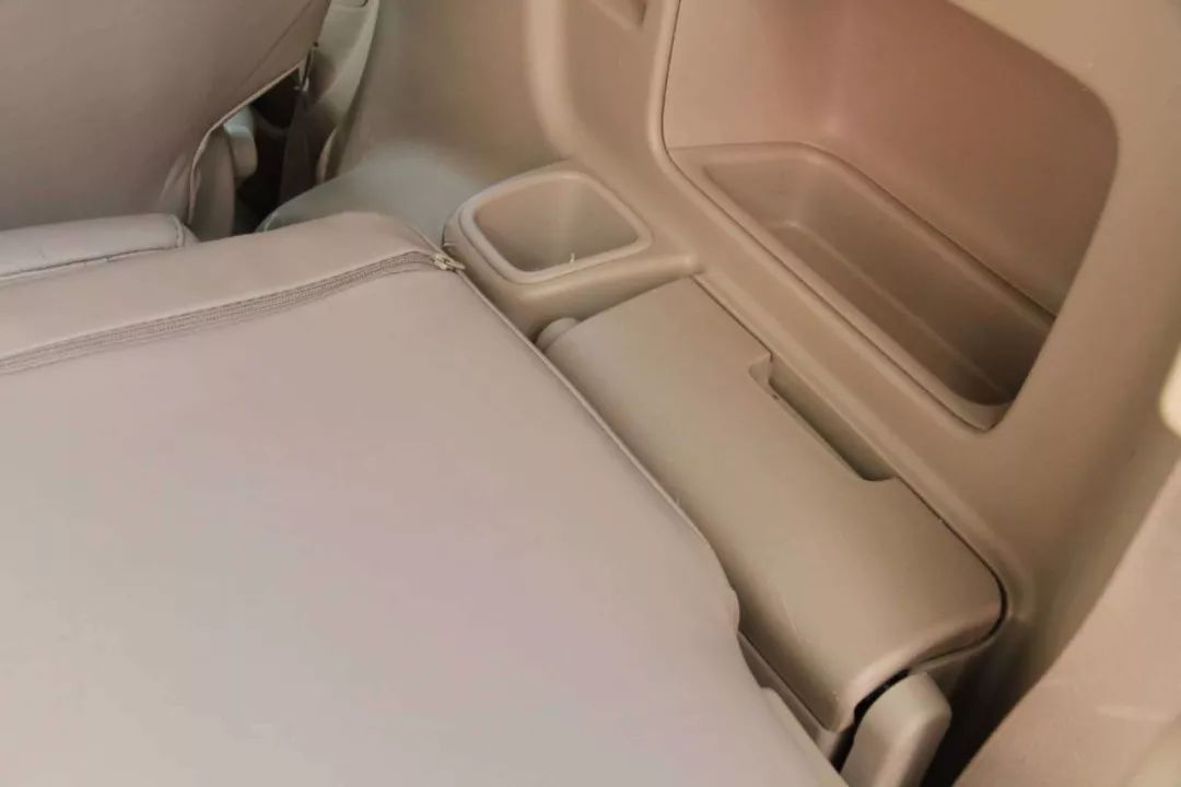 老车翻新：15年后的邂逅，普拉多LC120旧车换新颜，满血复活。