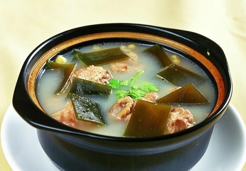 夏季凉拌海带配黄瓜,凉拌海带和什么菜最搭配