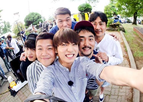 他运动员出身，与金希澈是好兄弟，争议不断，转型综艺人大获成功