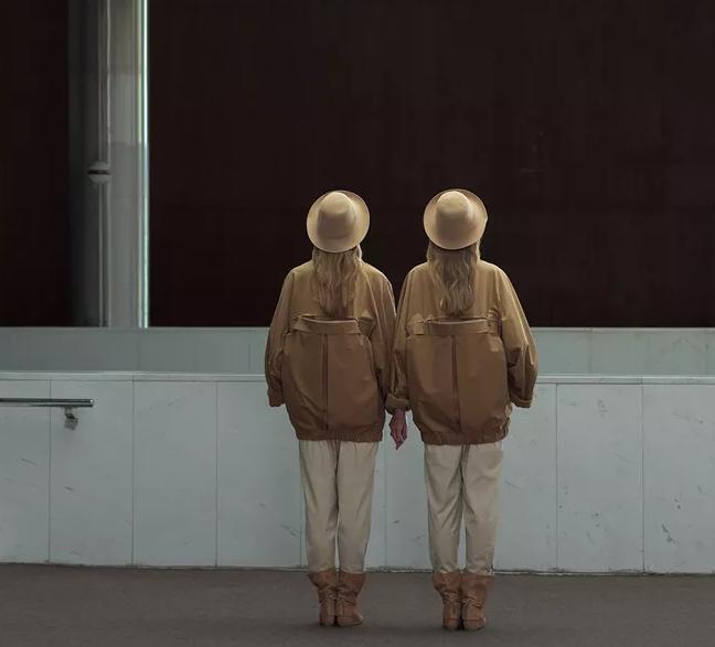 烂桃花太强烈会错失正缘,烂桃花旺男人