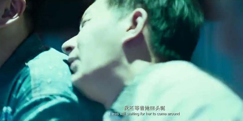 于文文现场献唱体面落泪,于文文真的能体面吗