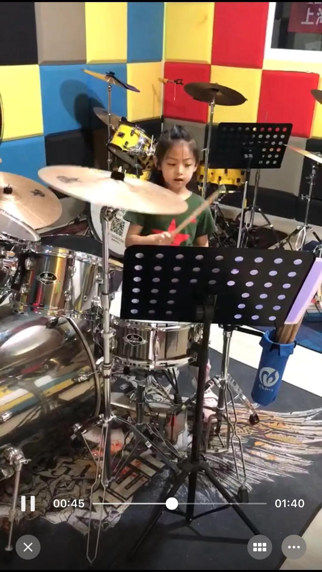 顶级架子鼓震撼表演,新年好架子鼓儿童表演视频