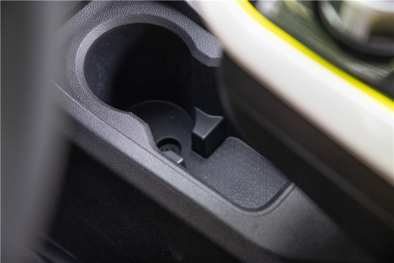 奔奔e-star多少钱值得买,长安奔奔e-star4.98万值得入手吗