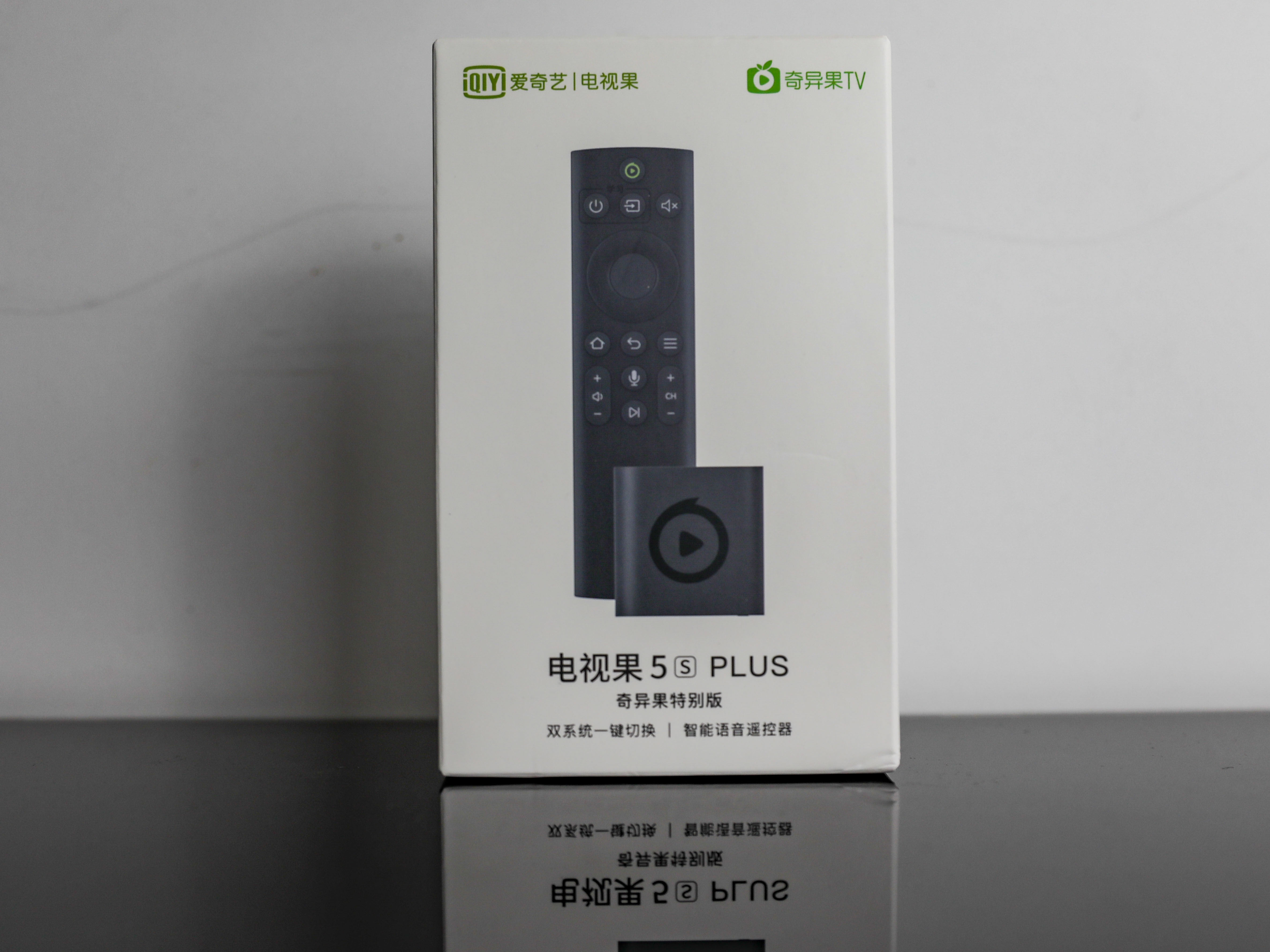 爱奇艺电视果6和腾讯极光5哪个好,爱奇艺电视果对比测评