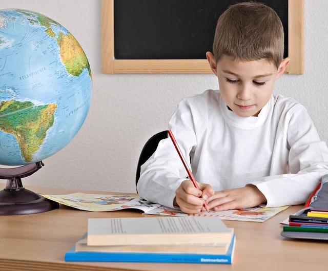 一年级下册语文园地三预习课程,三年级语文园地一预习学习