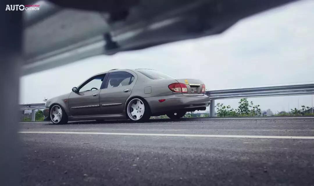 02年日产风度a33价格,02年日产风度a33驾驶体验