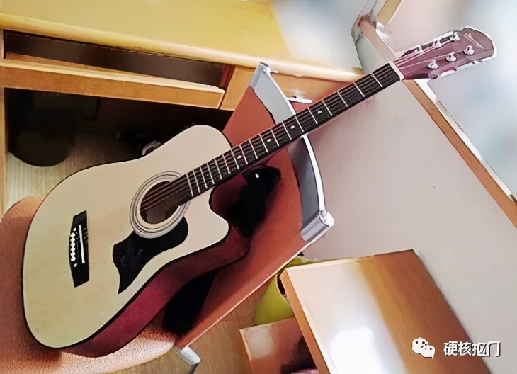 新手总买烧火棍,吉他老手推荐心目中最具性价比初学吉他