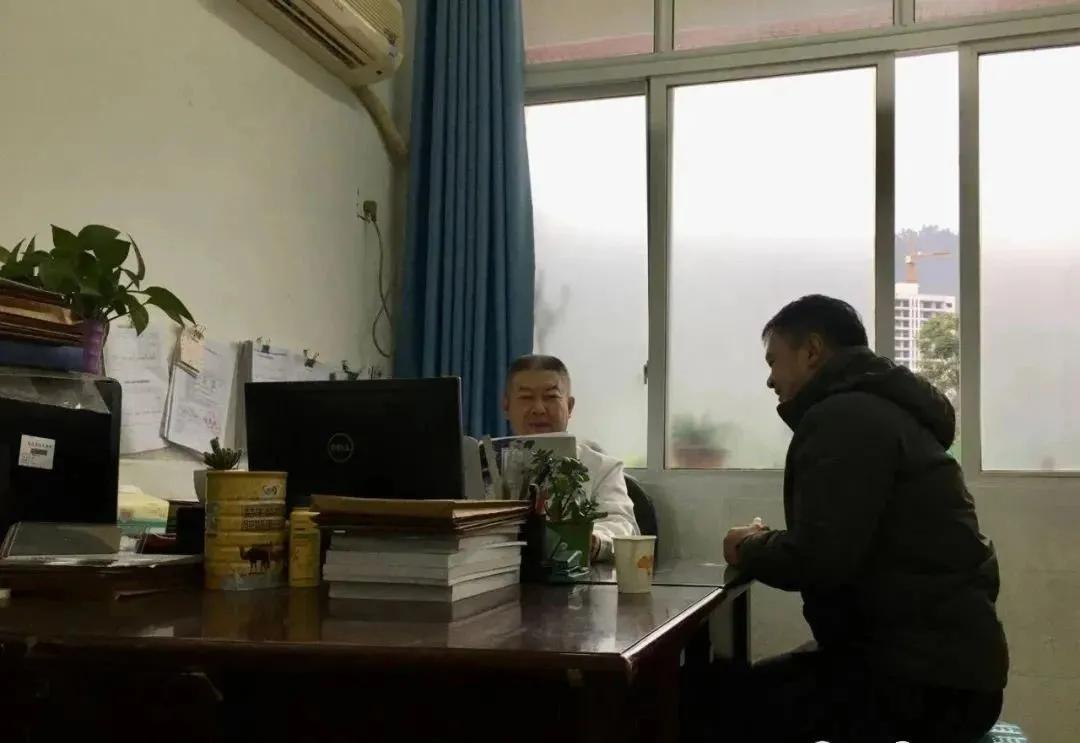 筠连县医院体检咨询电话,筠连县人民医院咋样