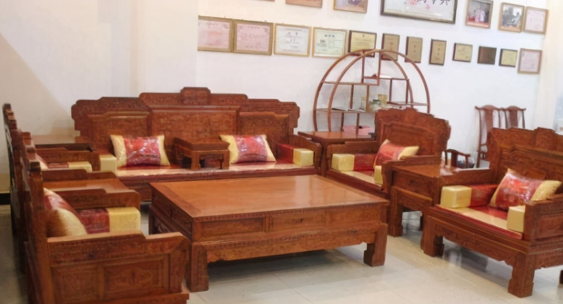 家庭装修选择什么样的沙发,装修沙发选什么材质的好