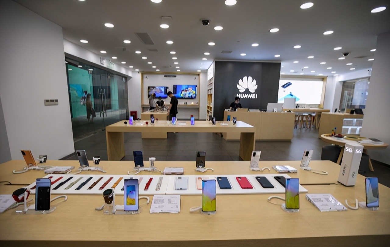 网购手机和实体店区别,网上手机和实体店手机质量一样吗