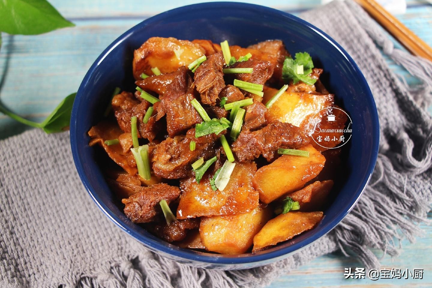 炖牛肉放什么调料没膻味,炖牛肉一股料酒味