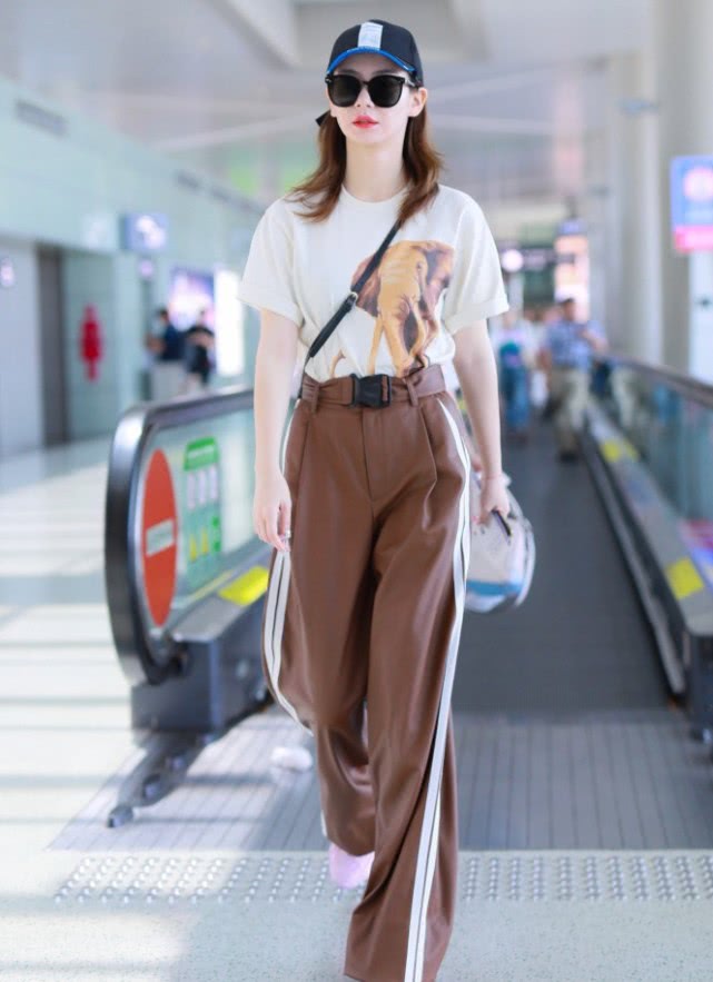 戚薇穿板栗裤子,戚薇穿高腰裤好看吗