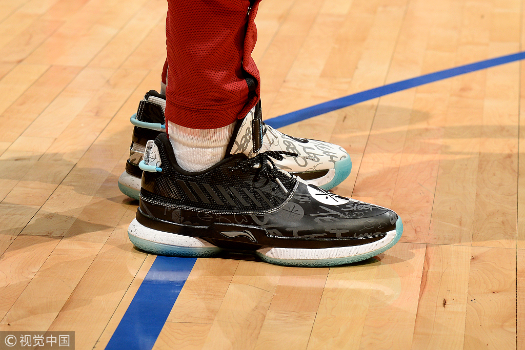 韦德的最新战靴,盘点nba上脚球鞋欧文
