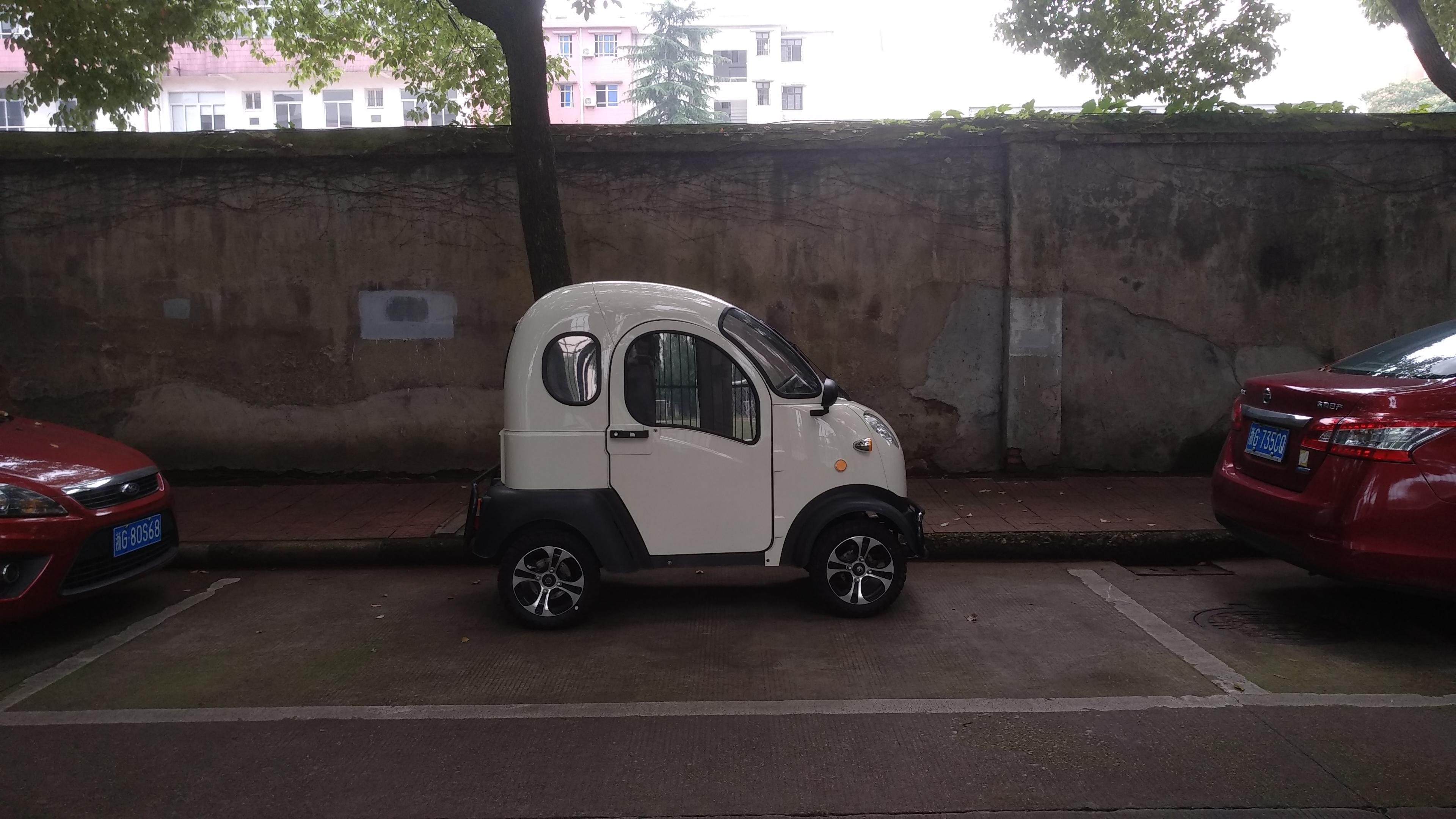 老年代步车改成锂电池有视频么,纯电老年代步车要驾照吗