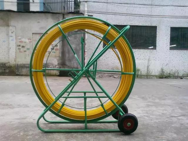 线管堵了穿不过去线怎么办,预埋线管被水泥堵了怎么疏通