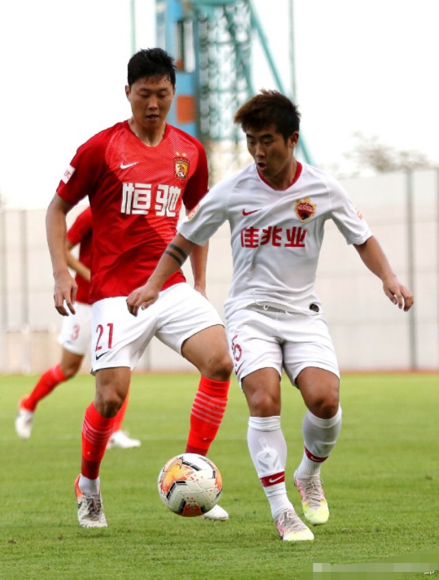 高拉特郜林,高拉特和保利尼奥和郜林