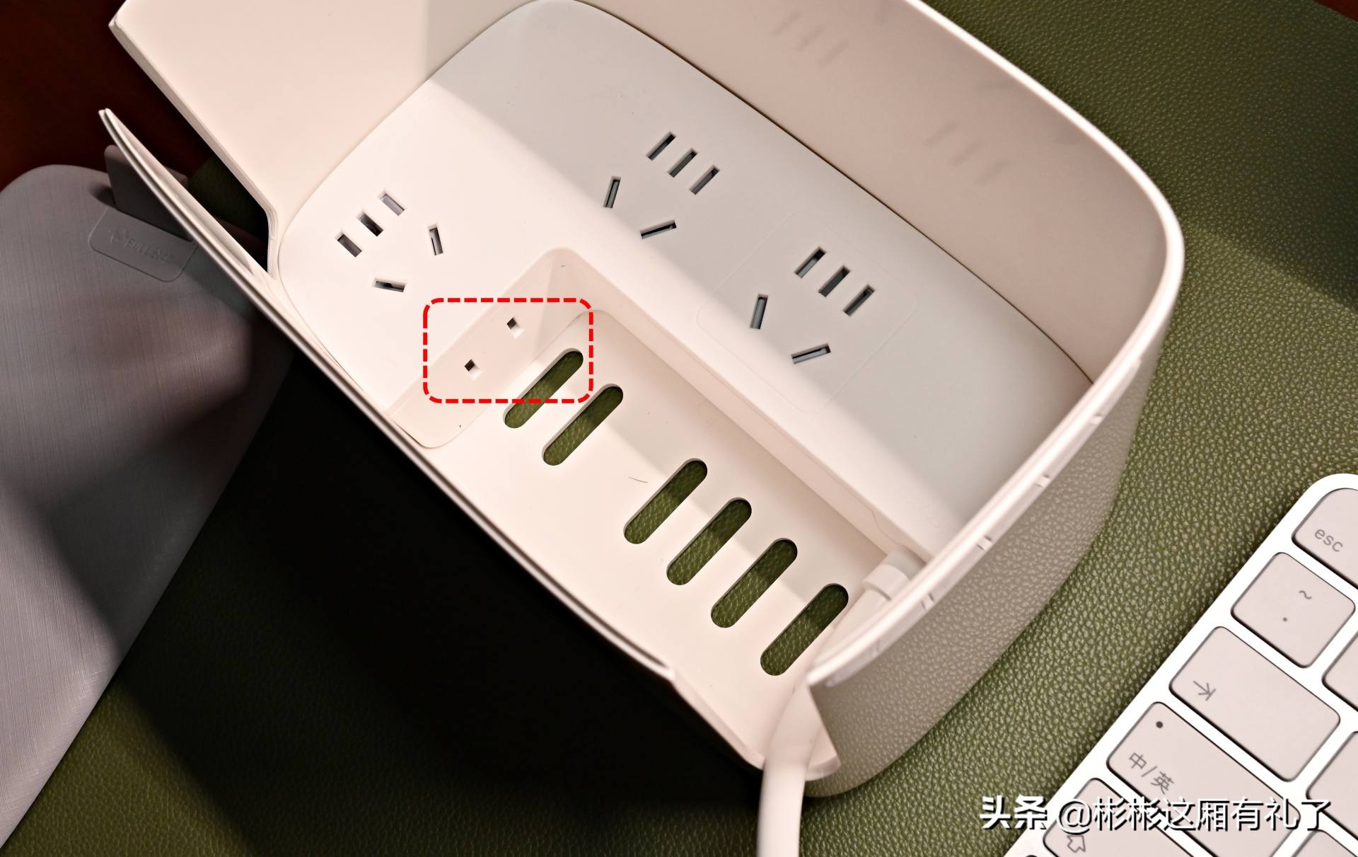 一根线都没有的终极桌面，M1版iMac配件分享（一）