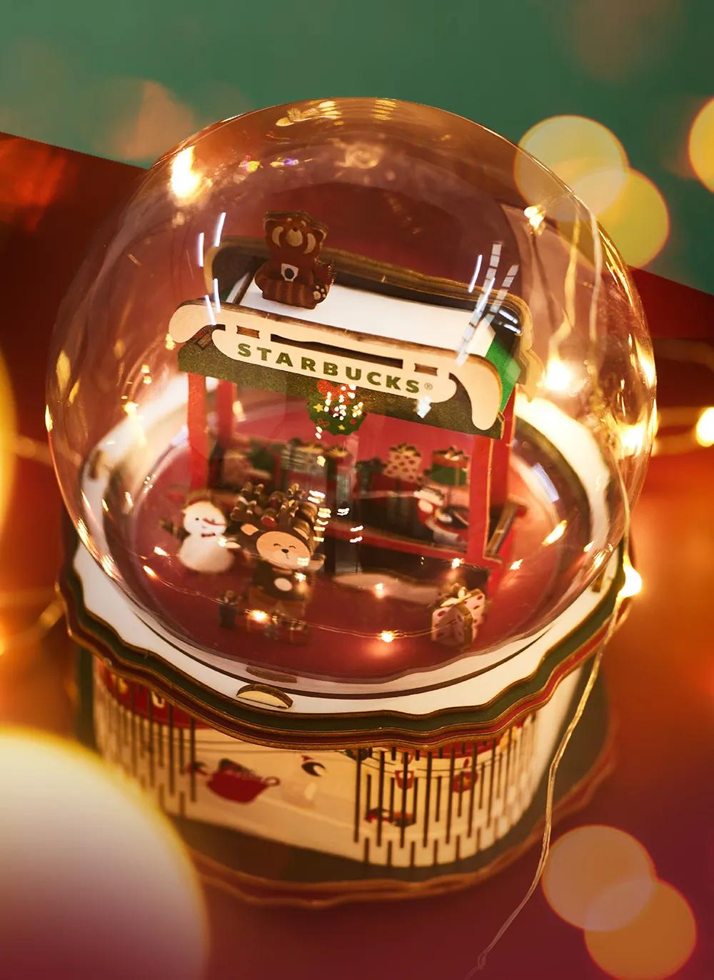被星巴克的圣诞款设计，“闪”到了