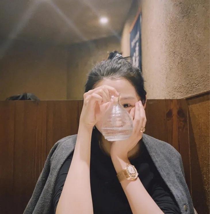 关晓彤同款only紫色小熊羽绒服,only关晓彤同款针织连衣裙