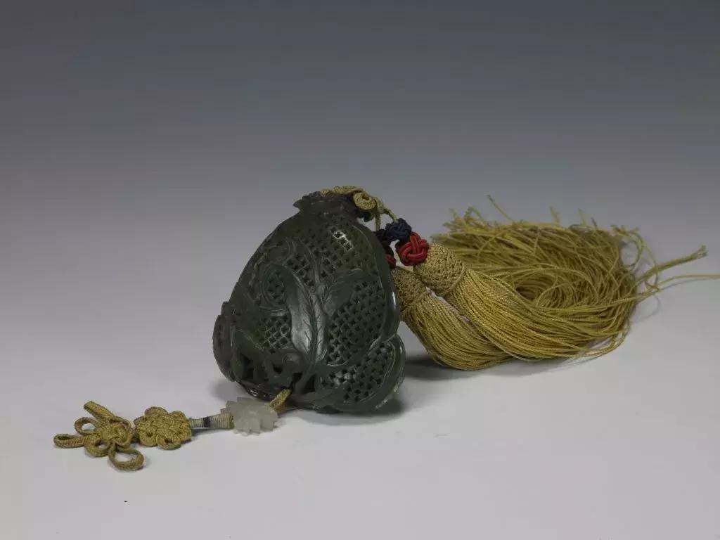 钗头玉茗妙天下解释,玉雕钗头图片