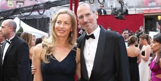 iphone发布会悼念乔布斯,iphone悼念乔布斯