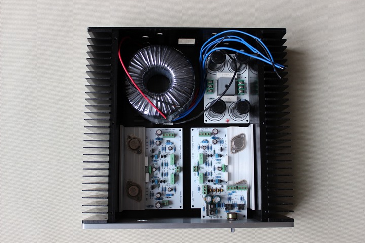 经典a类功放电路,20年前的功放与新功放对比