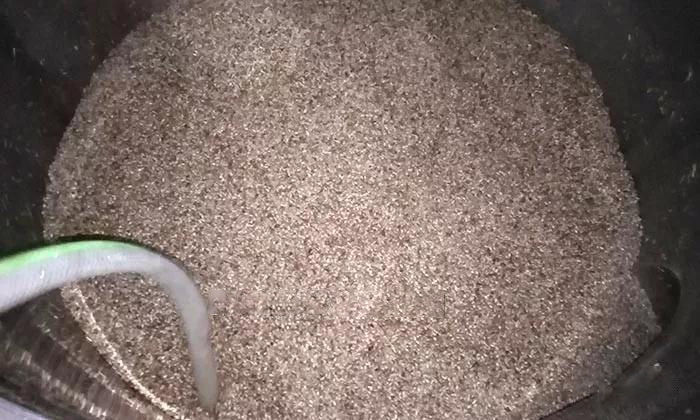 酿出来的酒发苦有糊味是什么原因,自己酿的酒为什么发苦还有酒糟味