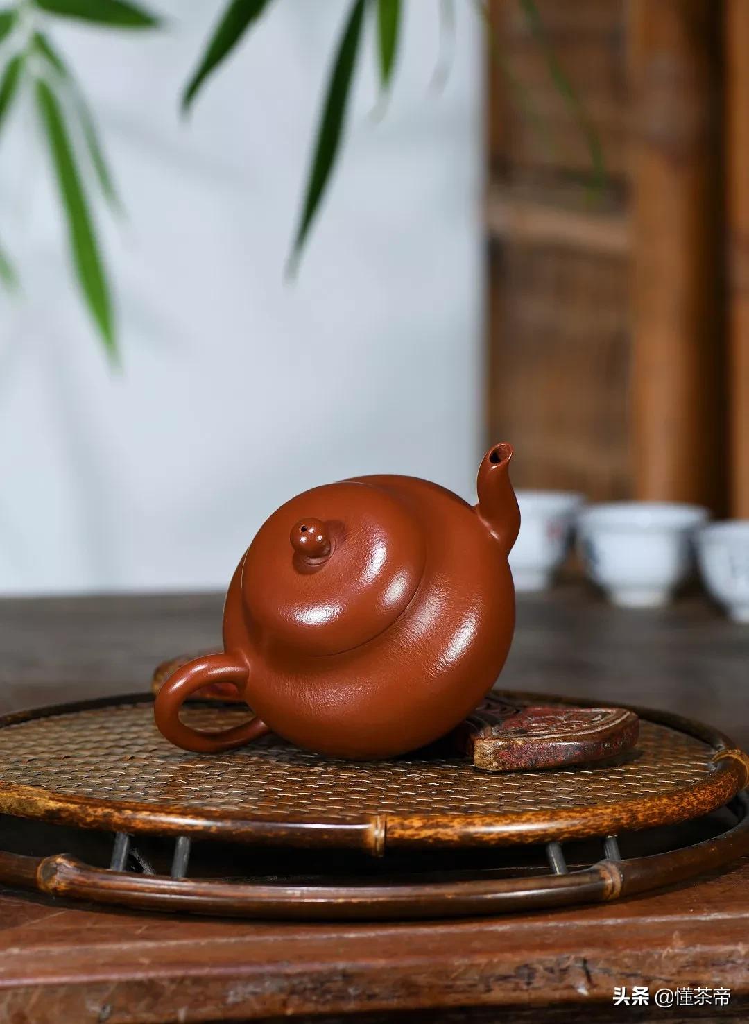 红泥朱泥大红袍有什么区别,朱泥与红泥大红袍欣赏图