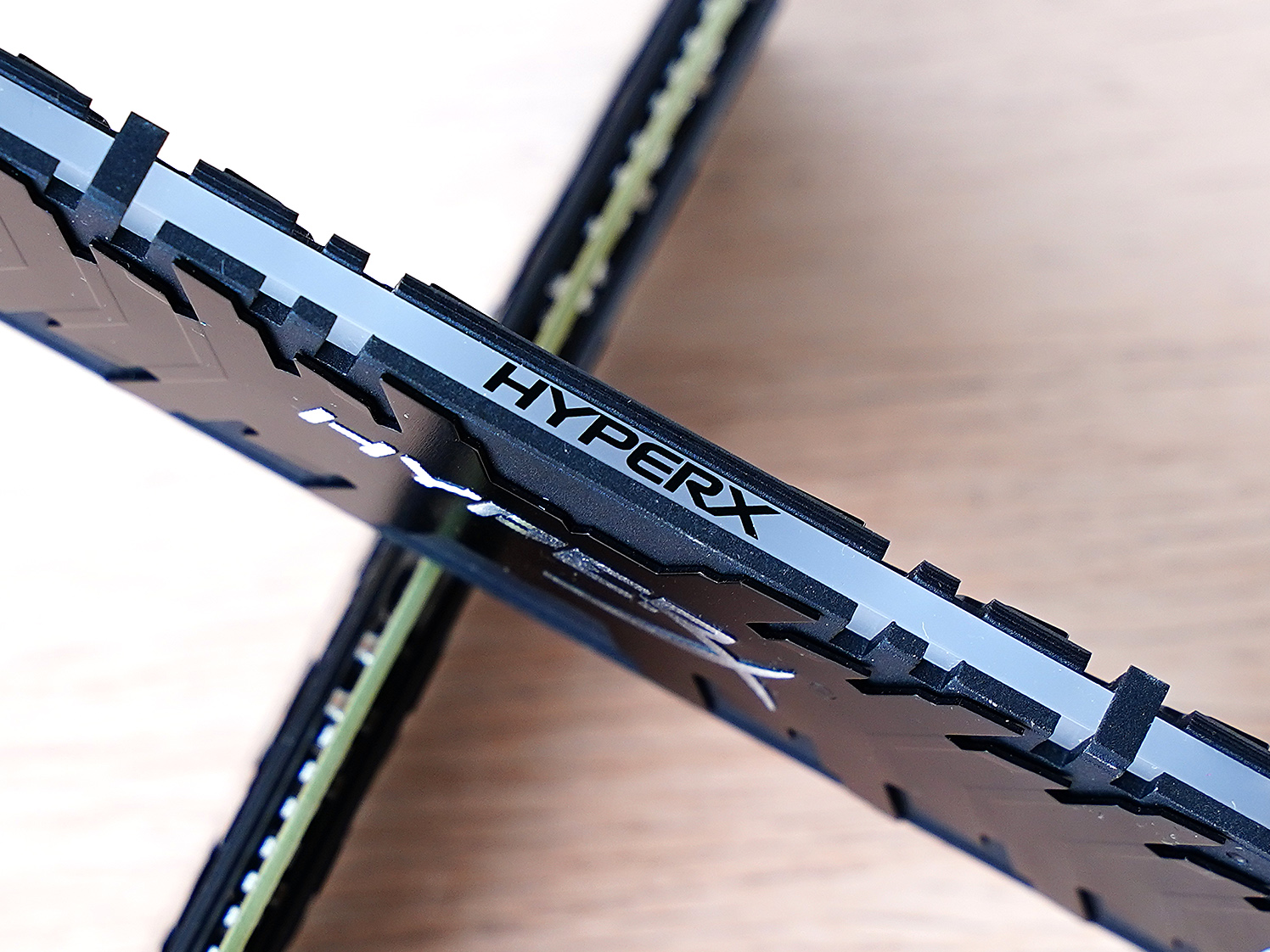 黑硬的外壳，粉嫩的内芯，全能型PC畅玩《永劫无间》的江湖世界