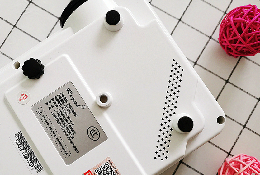 瑞格尔迷你投影,瑞格尔投影数码科技