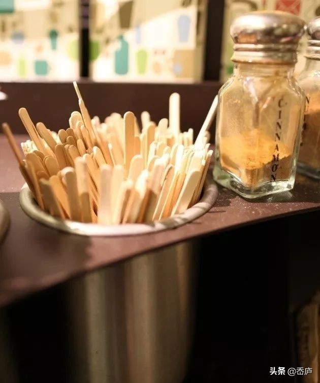 据说每年能节约4亿根咖啡搅拌棒,这个发明非常酷!