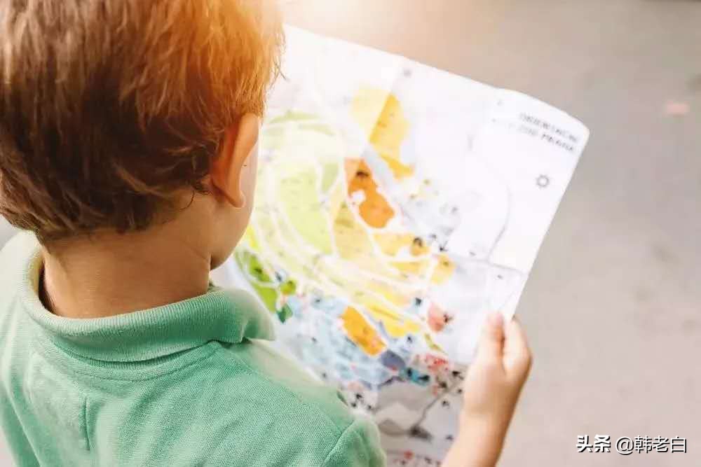 父母哭穷式教育孩子,父母经常哭穷老是要钱