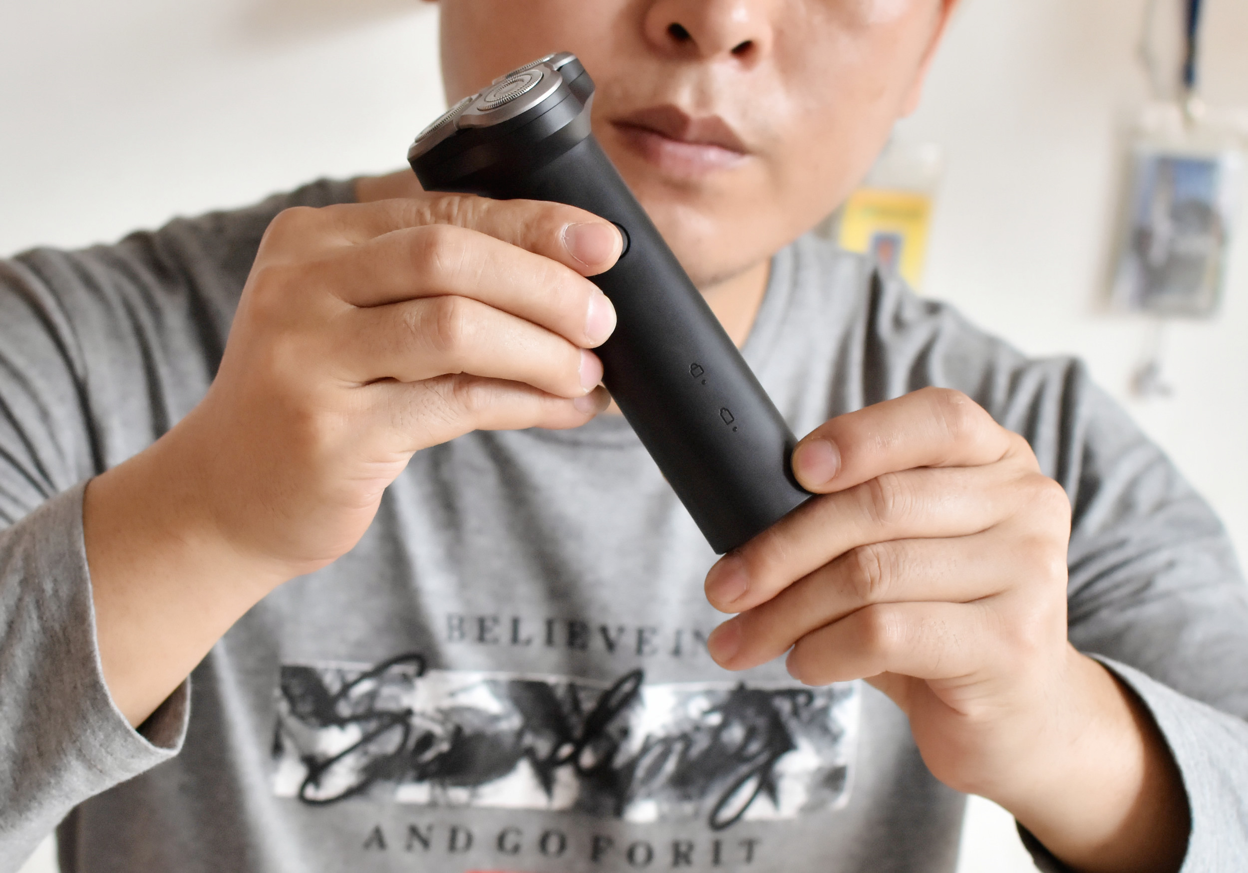 99元秒变玉面小鲜肉,小米米家电动剃须刀S300快准稳的剃须体验