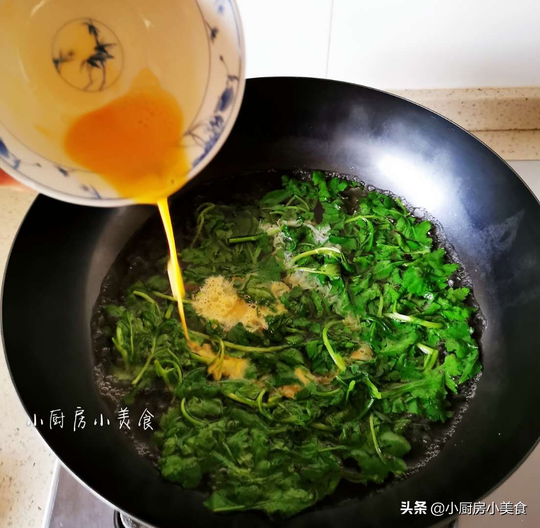 怎么做绿叶汤,春天做什么养生汤最好吃