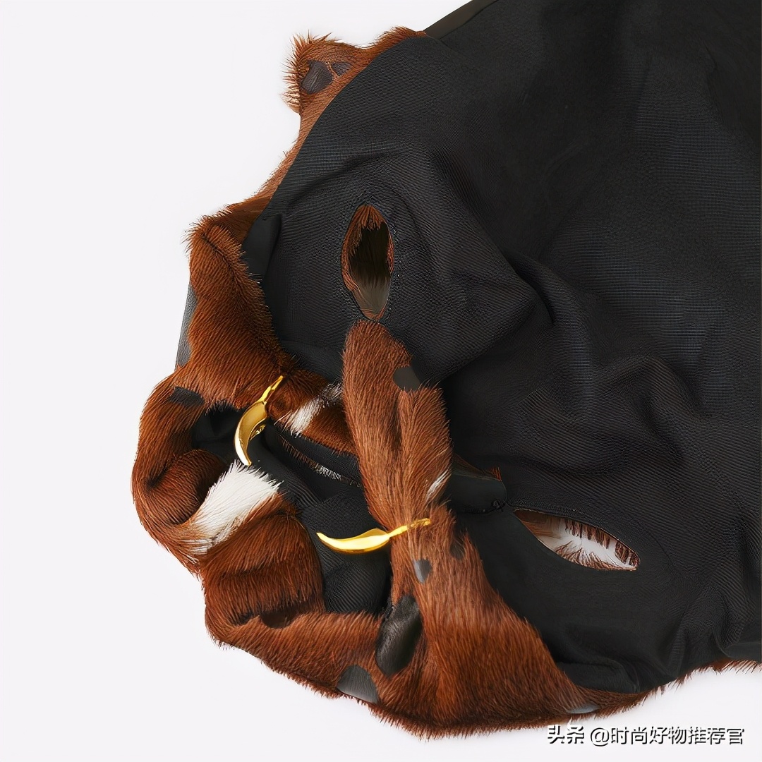 一周内爆款包包,单肩男包2019年冬季蔻驰